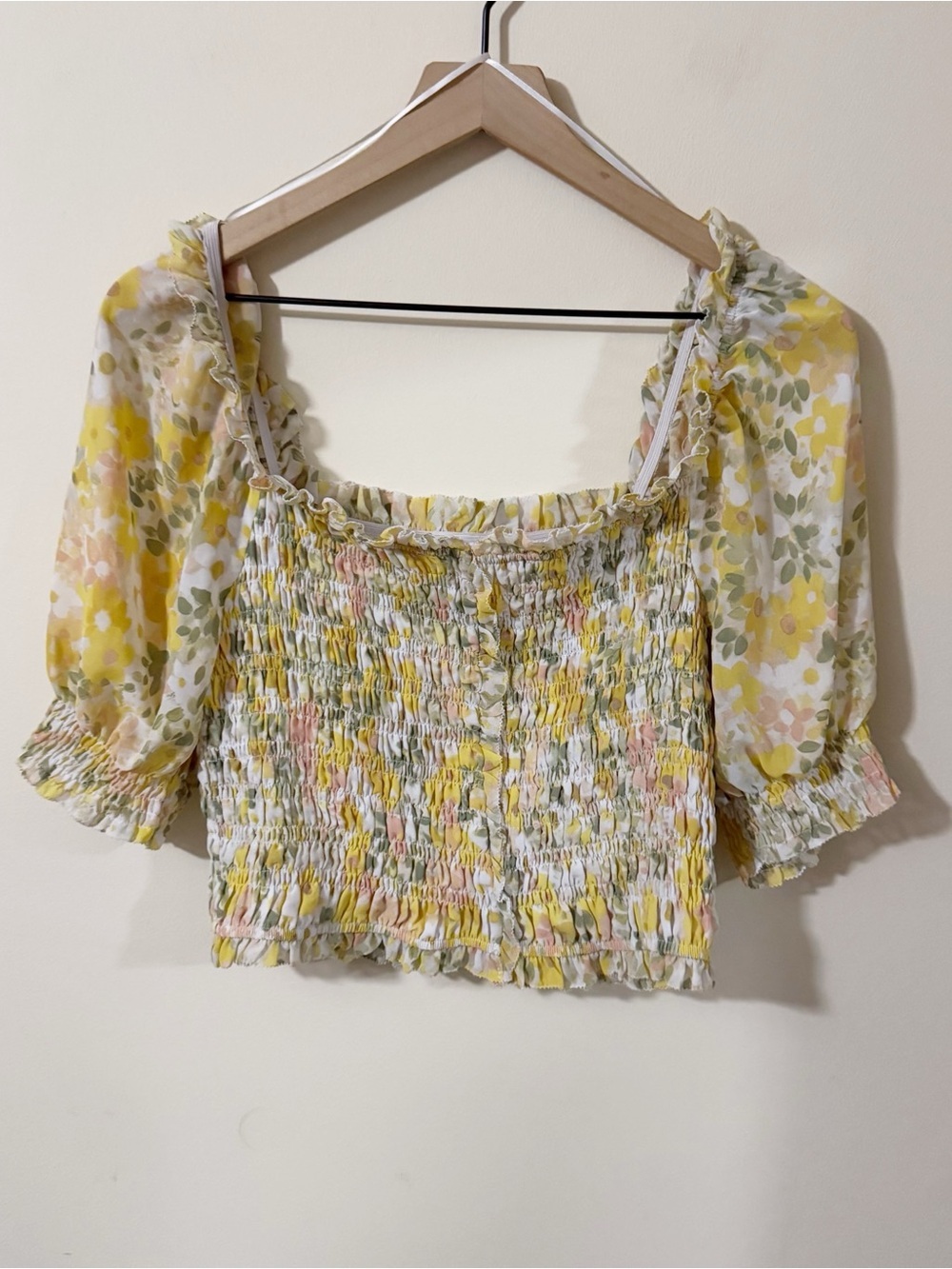 Astr the Label Womens Floral Yellow Smocked Off the Shoulder Top Size LARGE